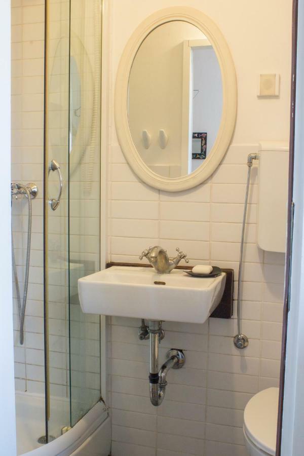 Appartamento House Dornik Zagabria Esterno foto